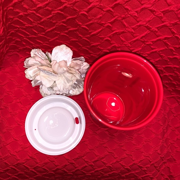 NWOT! Starbucks Reusable Cup - Picture 8 of 8